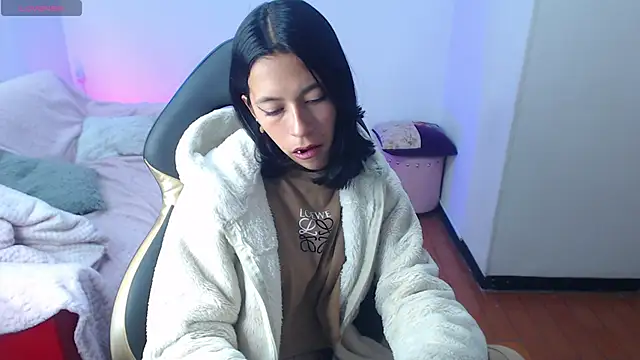 Kittie_nala_'s cam snapshot