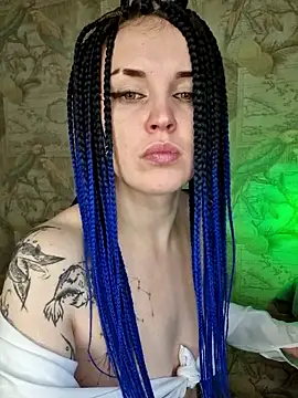 LazyTanukii live sex cam