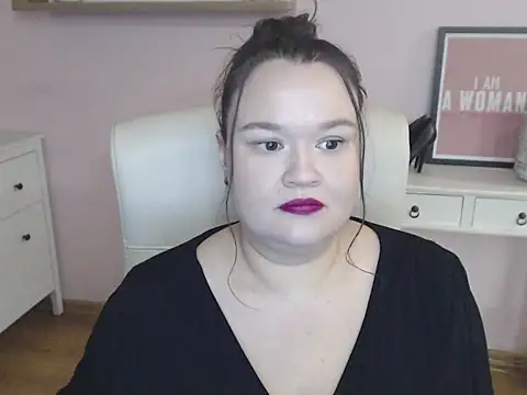 HollyDanceSoul's cam snapshot