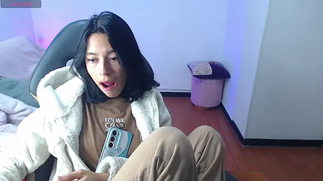 Kittie_nala_'s cam snapshot