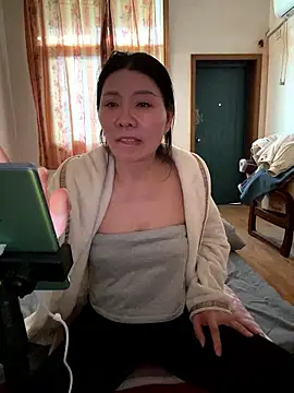 xiiuuff18 live sex cam