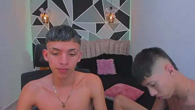 Juan_Nd_Steven live sex cam