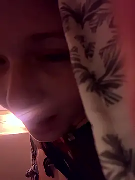 CUMFOREVERY1nTitTiES2 live sex cam