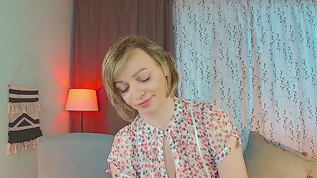 SweetEye live sex cam