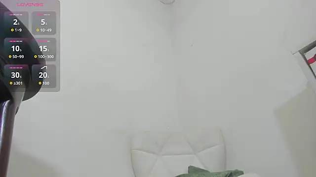 nathalia_isazax live sex cam