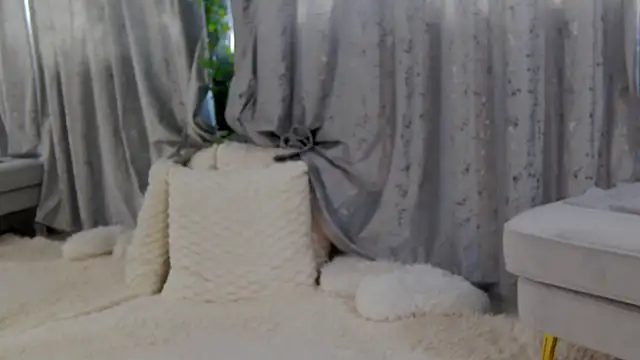 IsabelleEthan live sex cam