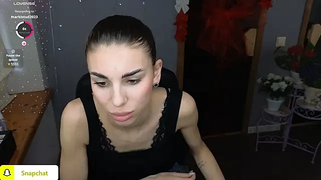 EmmyGreans's cam snapshot