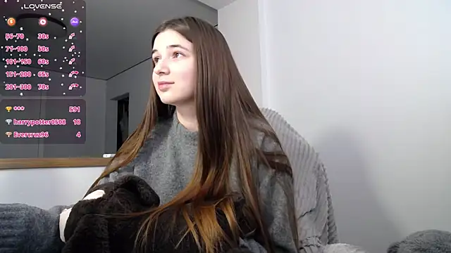 MakiimaStar live sex cam