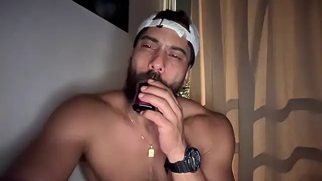 romeolovedark live sex cam