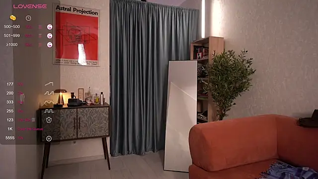 Pheromoon live sex cam