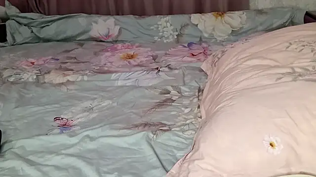 LinaWatter's cam snapshot