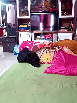 misspriya03's cam snapshot