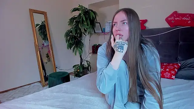 AdrianaCult's cam snapshot