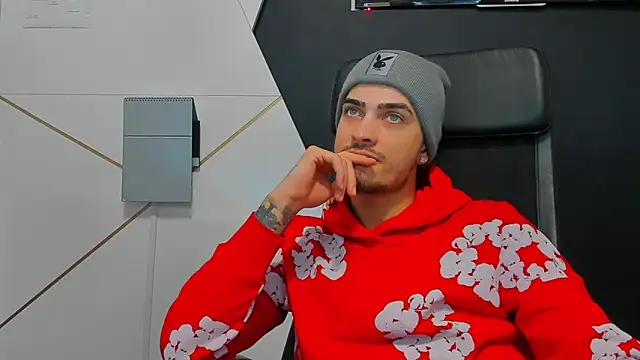 BrandonTate's cam snapshot