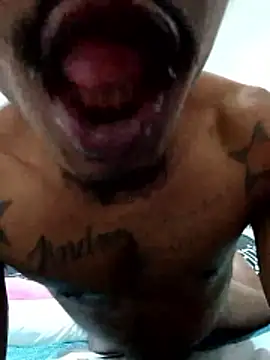 Bigote_Big0357's cam snapshot