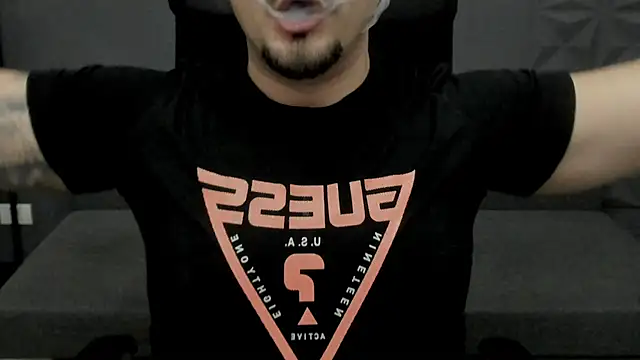 TonyWilcox live sex cam