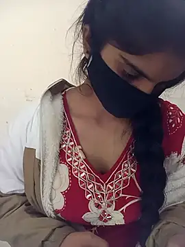 Sarita-school live sex cam