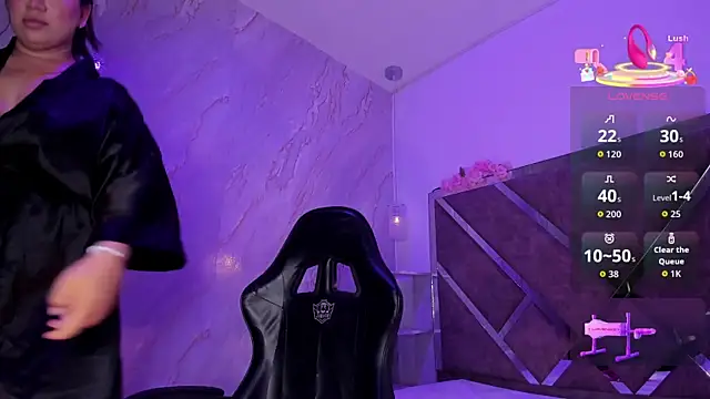 CloeMoon live sex cam