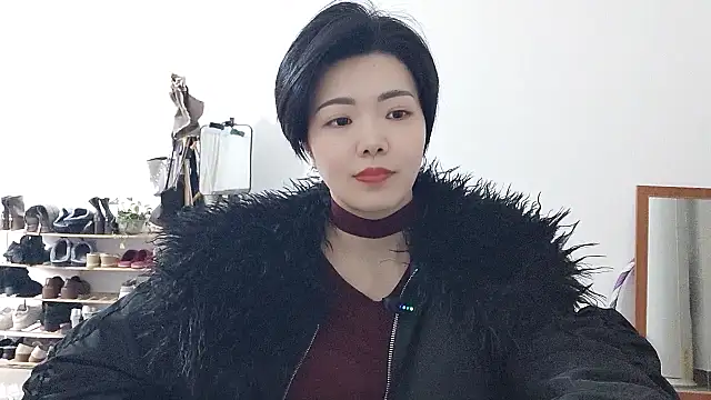 Lulu-uu live sex cam