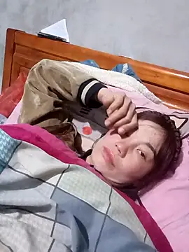 boiboi001's cam snapshot