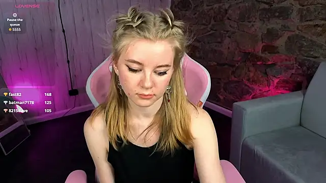 DianaDanian live sex cam