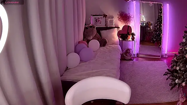 Alina_Mood live sex cam