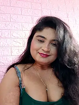 hornyriyanka live sex cam