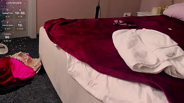 Kira_Key's cam snapshot