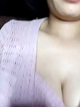 Merrylinh live sex cam