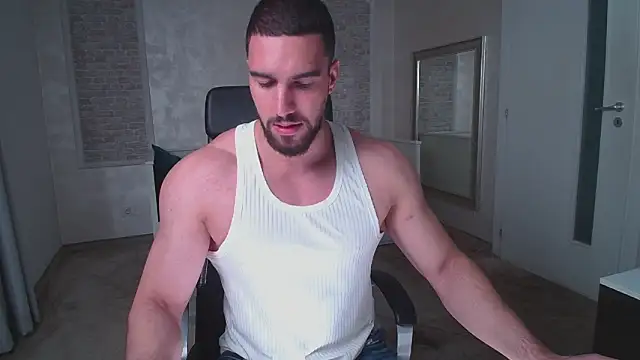 IvanHydee's cam snapshot