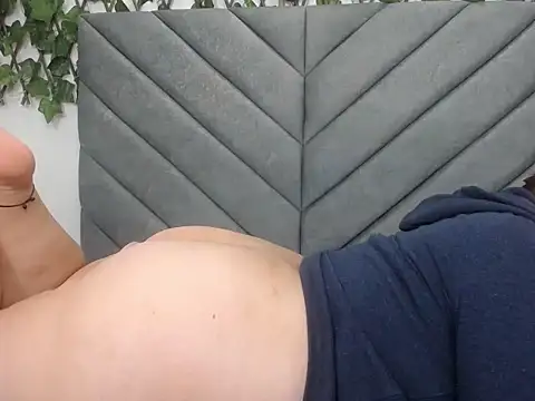 vjenniferper's cam snapshot