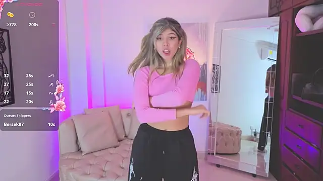 NATAASHA___'s cam snapshot