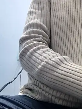 Isha_Liha live sex cam