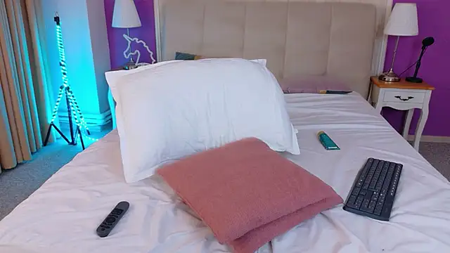 BrianaJoy's cam snapshot