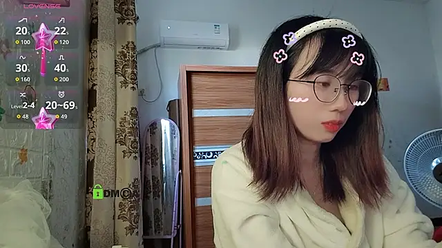 Lili_666 live sex cam