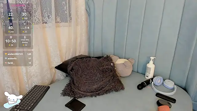 AlexaFoxy18 live sex cam