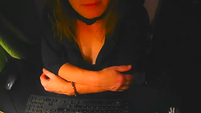 GoodGirlKelly live sex cam