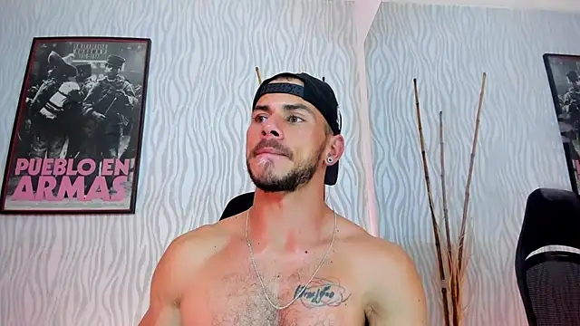 dylan_jacobx's cam snapshot