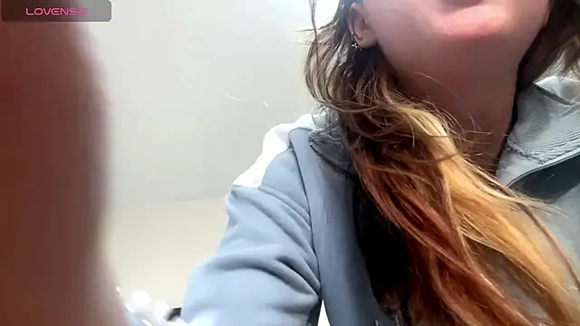 ShyBabySoul's cam snapshot