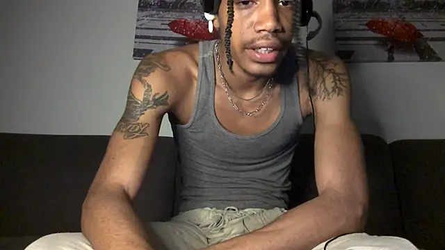 BlackBullTitus live sex cam