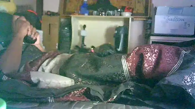 ON3YOULLN3VER_FIR3's cam snapshot