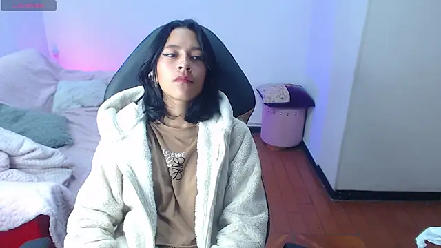 Kittie_nala_'s cam snapshot