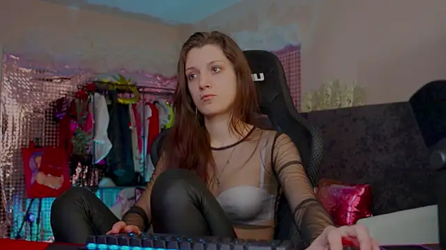 Kathleen_Meow's cam snapshot