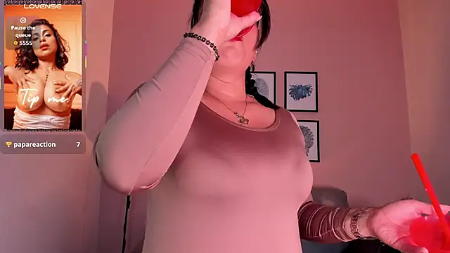 Galilea_Fox's cam snapshot