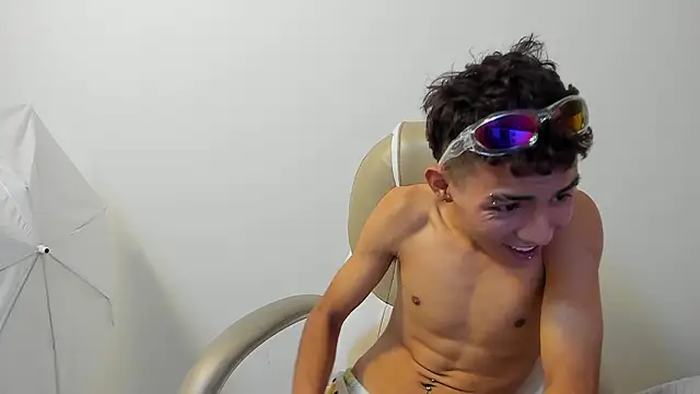 TaylerMiles's cam snapshot