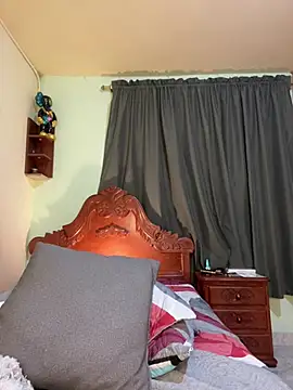 MaxDell's cam snapshot