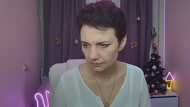 AvaSaturnian live sex cam