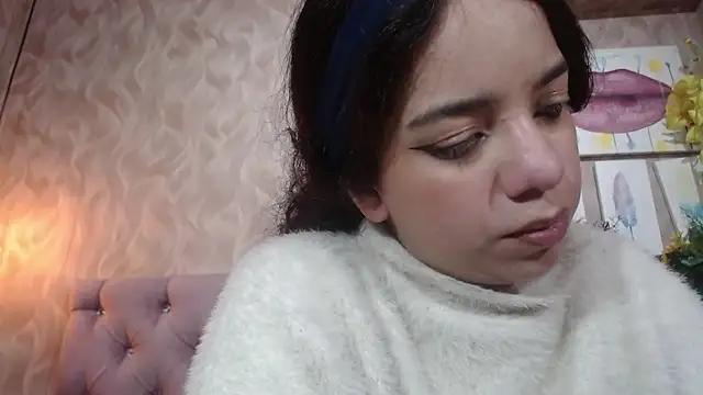 EmmaCowperr's cam snapshot