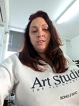 XSouthlondonNAUGHTYMILFXX's cam snapshot