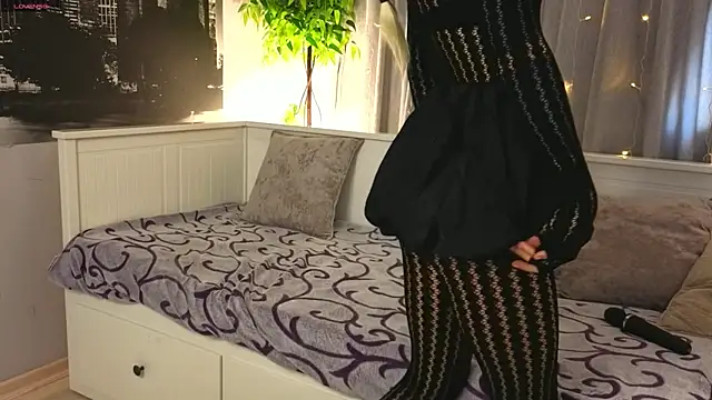 LanaReals's cam snapshot